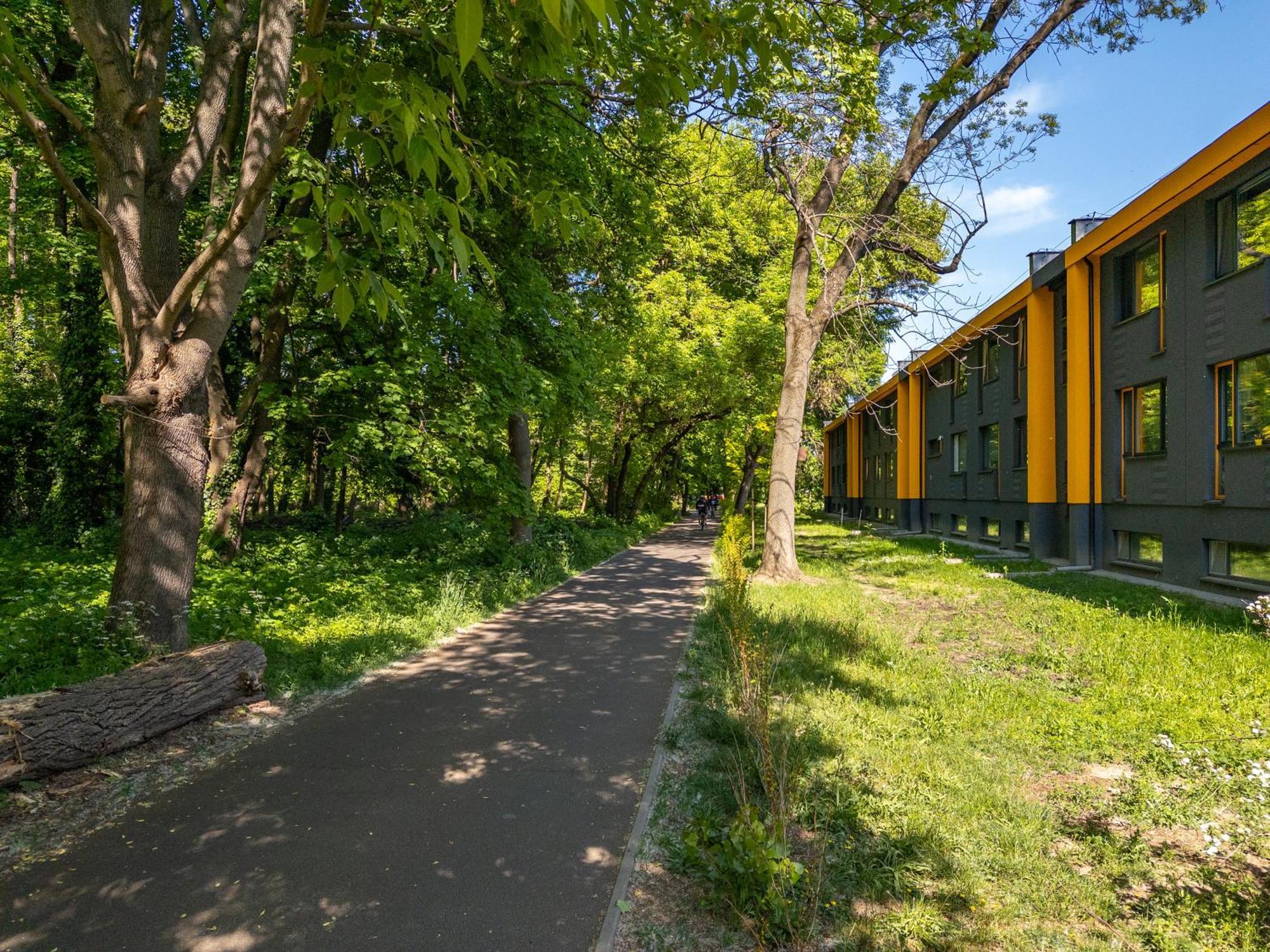 Apartament Fala Metro Sgh Klub Stodola Parking Parkview Fast Wifi Warsaw Exterior photo